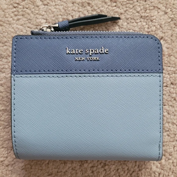 Kate Spade Wallet - Picture 1 of 6